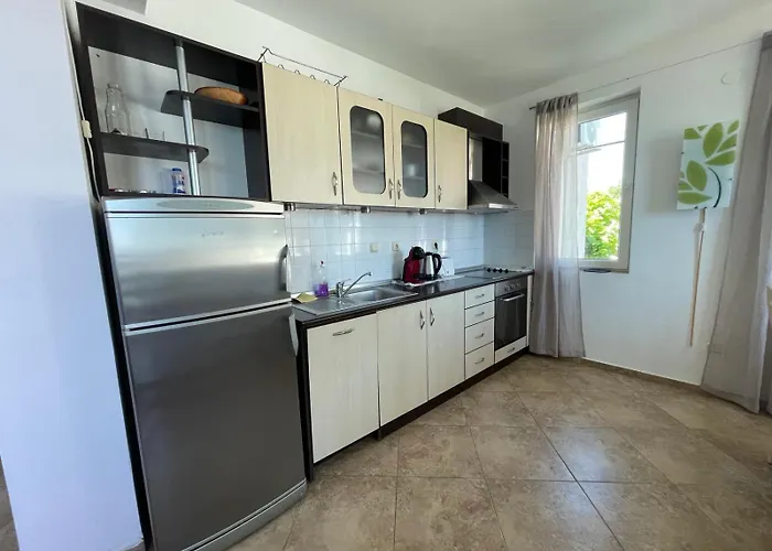 Caprice Apartment In Lozenec